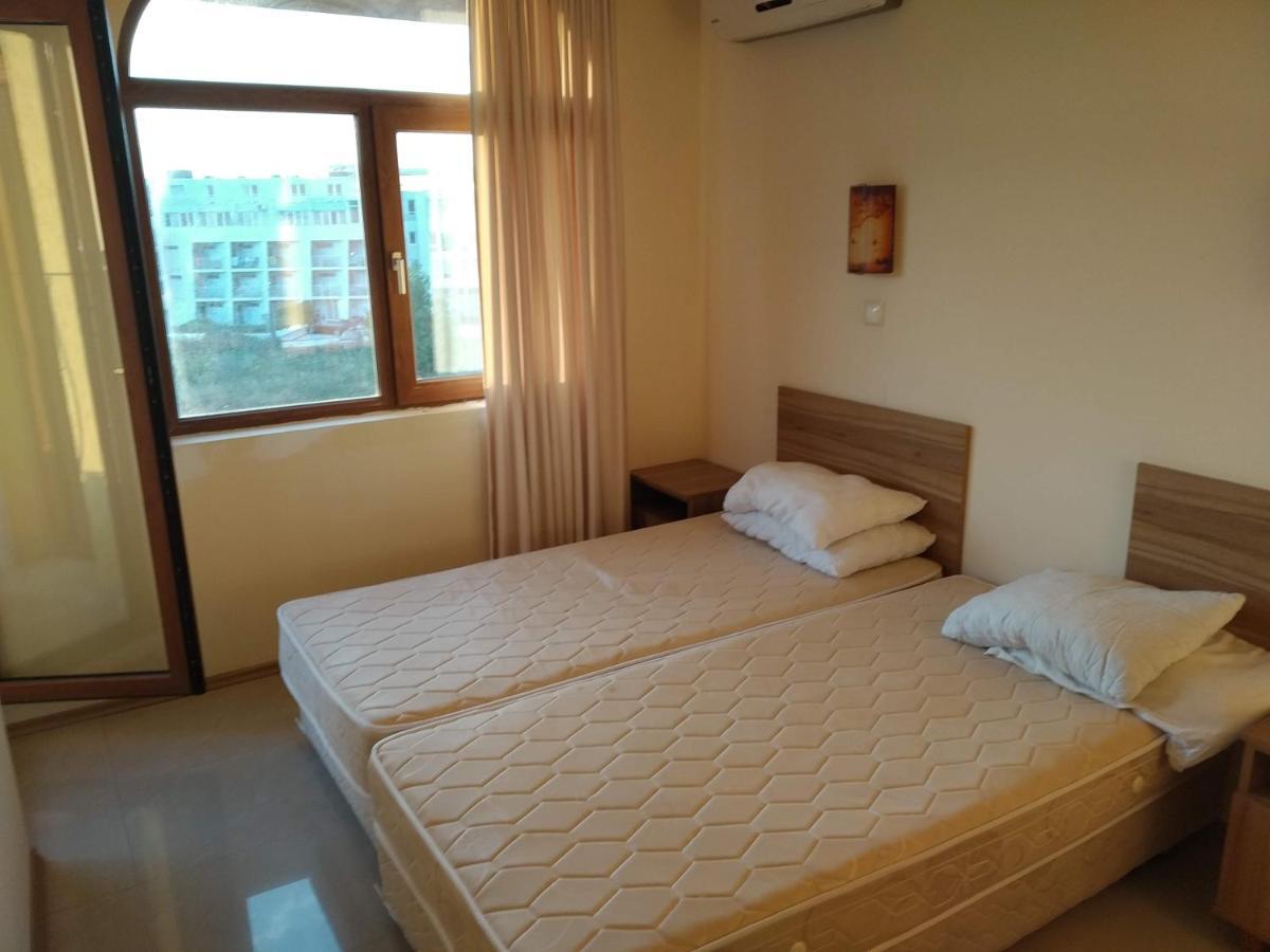 Къмпинг Градина - Garden Beach Apartments سوزوبول المظهر الخارجي الصورة