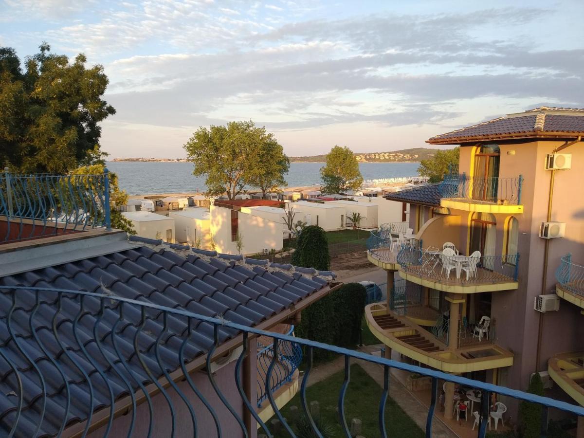 Къмпинг Градина - Garden Beach Apartments سوزوبول المظهر الخارجي الصورة