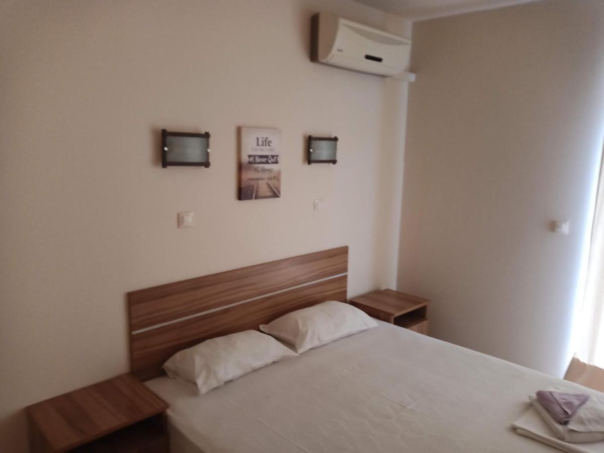 Къмпинг Градина - Garden Beach Apartments سوزوبول المظهر الخارجي الصورة
